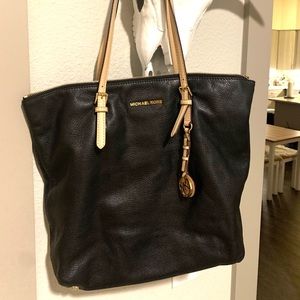Michael Kors black purse